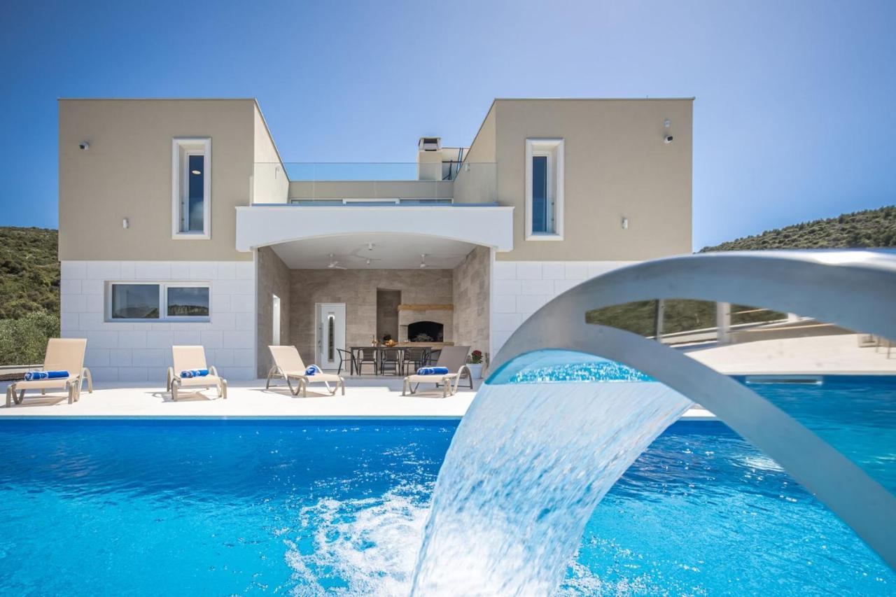Villa Hileja 玛里纳 外观 照片